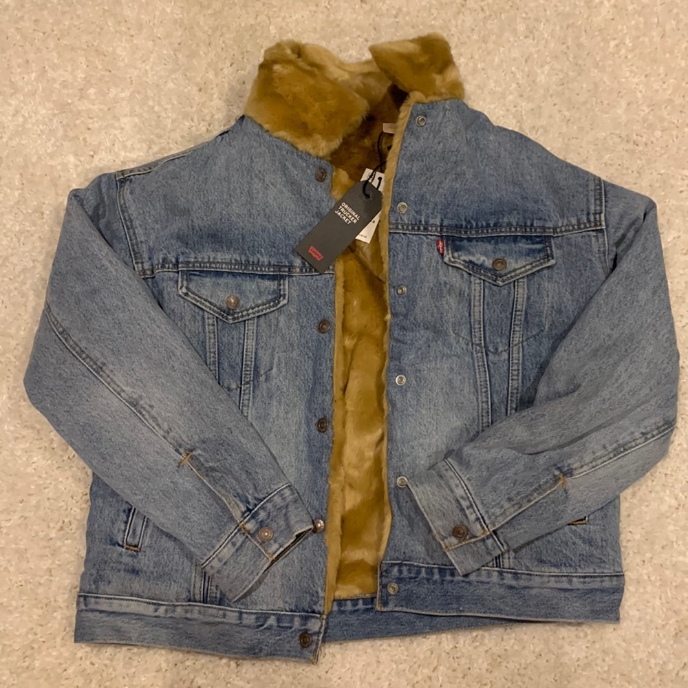 Levi's reversible sherpa oversized denim jacket - NWT